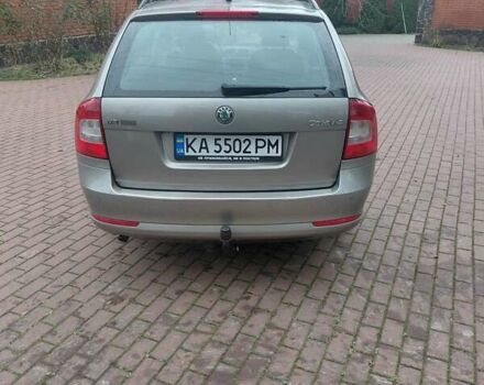 Бежевый Шкода Октавия, объемом двигателя 1.6 л и пробегом 232 тыс. км за 7850 $, фото 4 на Automoto.ua