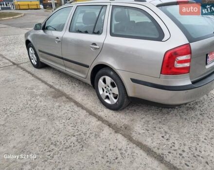 Бежевый Шкода Октавия, объемом двигателя 1.6 л и пробегом 237 тыс. км за 6000 $, фото 29 на Automoto.ua