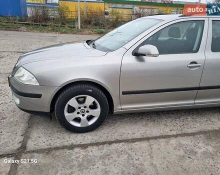 Бежевый Шкода Октавия, объемом двигателя 1.6 л и пробегом 237 тыс. км за 6000 $, фото 3 на Automoto.ua