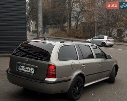 Бежевый Шкода Октавия, объемом двигателя 1.6 л и пробегом 270 тыс. км за 5960 $, фото 4 на Automoto.ua