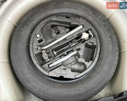 Бежевый Шкода Октавия, объемом двигателя 1.6 л и пробегом 220 тыс. км за 7600 $, фото 25 на Automoto.ua