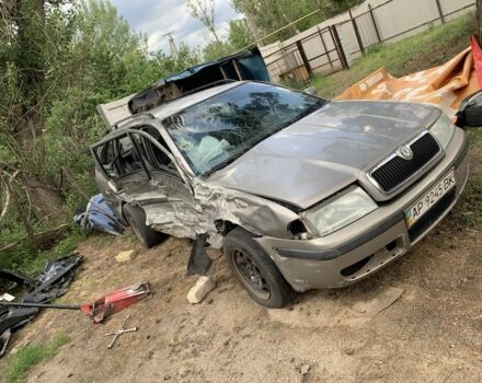 Бежевый Шкода Октавия, объемом двигателя 1.6 л и пробегом 200 тыс. км за 476 $, фото 1 на Automoto.ua