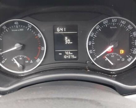 Бежевий Шкода Октавія, об'ємом двигуна 1.6 л та пробігом 163 тис. км за 7450 $, фото 51 на Automoto.ua