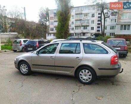 Бежевый Шкода Октавия, объемом двигателя 1.6 л и пробегом 198 тыс. км за 6777 $, фото 2 на Automoto.ua