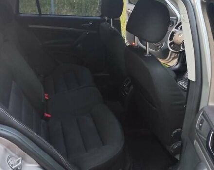 Бежевый Шкода Октавия, объемом двигателя 1.6 л и пробегом 290 тыс. км за 6800 $, фото 13 на Automoto.ua