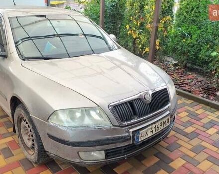 Бежевый Шкода Октавия, объемом двигателя 1.6 л и пробегом 200 тыс. км за 4500 $, фото 3 на Automoto.ua