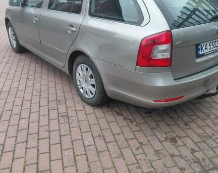 Бежевый Шкода Октавия, объемом двигателя 1.6 л и пробегом 232 тыс. км за 7850 $, фото 5 на Automoto.ua