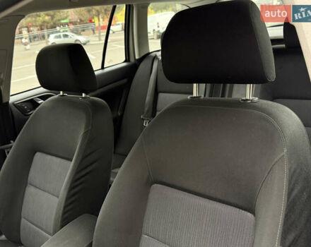 Бежевый Шкода Октавия, объемом двигателя 1.6 л и пробегом 220 тыс. км за 7600 $, фото 12 на Automoto.ua