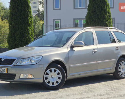 Бежевий Шкода Октавія, об'ємом двигуна 1.6 л та пробігом 182 тис. км за 7999 $, фото 2 на Automoto.ua