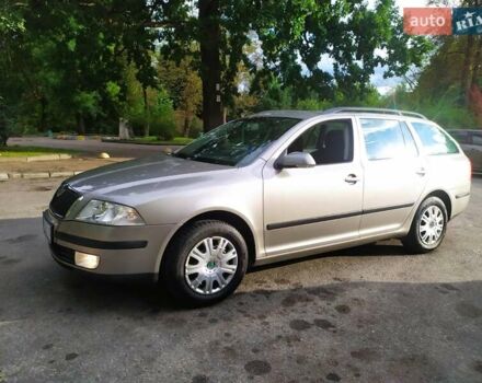 Бежевый Шкода Октавия, объемом двигателя 1.6 л и пробегом 198 тыс. км за 6777 $, фото 20 на Automoto.ua