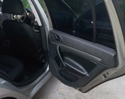 Бежевый Шкода Октавия, объемом двигателя 1.6 л и пробегом 290 тыс. км за 6800 $, фото 14 на Automoto.ua