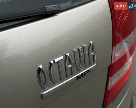 Бежевый Шкода Октавия, объемом двигателя 1.6 л и пробегом 220 тыс. км за 7600 $, фото 8 на Automoto.ua