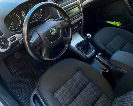 Бежевый Шкода Октавия, объемом двигателя 1.8 л и пробегом 178 тыс. км за 7999 $, фото 7 на Automoto.ua