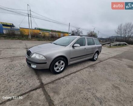 Бежевый Шкода Октавия, объемом двигателя 1.6 л и пробегом 237 тыс. км за 6000 $, фото 37 на Automoto.ua