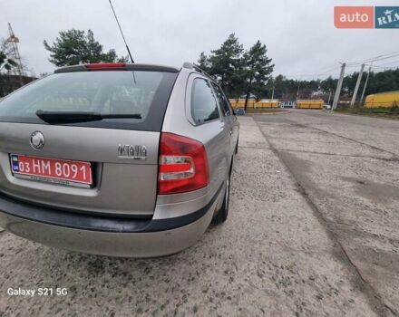 Бежевый Шкода Октавия, объемом двигателя 1.6 л и пробегом 237 тыс. км за 6000 $, фото 35 на Automoto.ua