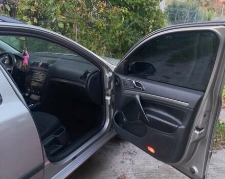 Бежевый Шкода Октавия, объемом двигателя 1.6 л и пробегом 290 тыс. км за 6800 $, фото 12 на Automoto.ua