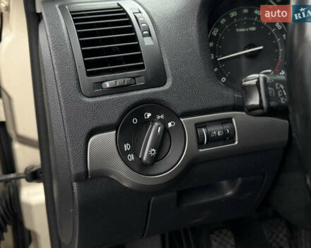 Бежевый Шкода Октавия, объемом двигателя 1.6 л и пробегом 220 тыс. км за 7600 $, фото 15 на Automoto.ua