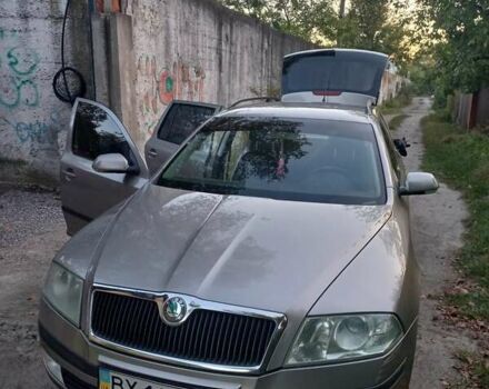 Бежевый Шкода Октавия, объемом двигателя 1.6 л и пробегом 290 тыс. км за 6800 $, фото 1 на Automoto.ua