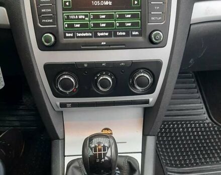 Бежевий Шкода Октавія, об'ємом двигуна 1.6 л та пробігом 163 тис. км за 7450 $, фото 53 на Automoto.ua