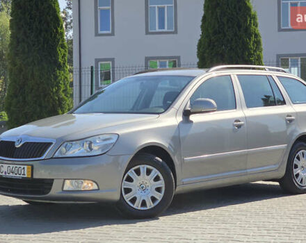 Бежевий Шкода Октавія, об'ємом двигуна 1.6 л та пробігом 182 тис. км за 7999 $, фото 4 на Automoto.ua