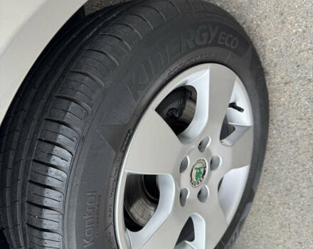 Бежевый Шкода Октавия, объемом двигателя 1.6 л и пробегом 223 тыс. км за 7700 $, фото 18 на Automoto.ua