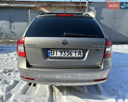 Бежевый Шкода Октавия, объемом двигателя 1.8 л и пробегом 124 тыс. км за 8300 $, фото 11 на Automoto.ua