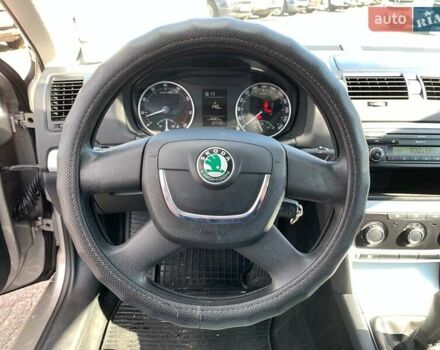 Бежевый Шкода Октавия, объемом двигателя 1.6 л и пробегом 125 тыс. км за 8330 $, фото 29 на Automoto.ua