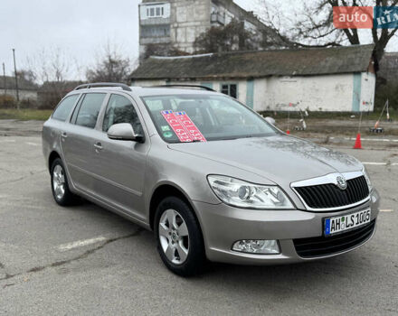 Бежевый Шкода Октавия, объемом двигателя 1.6 л и пробегом 223 тыс. км за 7700 $, фото 5 на Automoto.ua