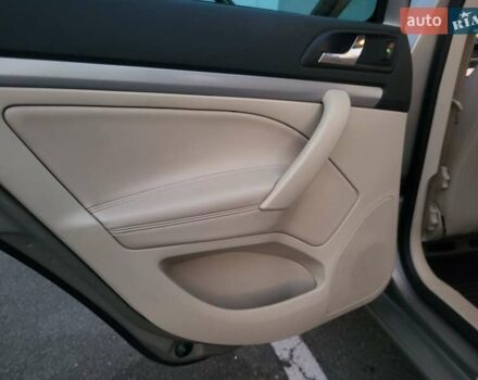 Бежевый Шкода Октавия, объемом двигателя 1.98 л и пробегом 231 тыс. км за 8300 $, фото 33 на Automoto.ua