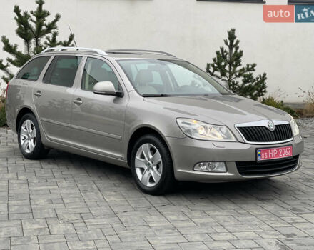 Бежевый Шкода Октавия, объемом двигателя 1.8 л и пробегом 159 тыс. км за 7499 $, фото 10 на Automoto.ua