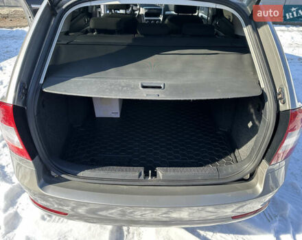 Бежевый Шкода Октавия, объемом двигателя 1.8 л и пробегом 124 тыс. км за 8300 $, фото 24 на Automoto.ua