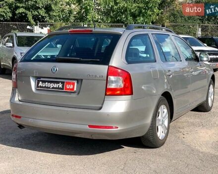 Бежевый Шкода Октавия, объемом двигателя 1.6 л и пробегом 125 тыс. км за 8330 $, фото 4 на Automoto.ua