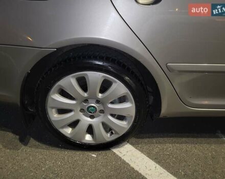 Бежевый Шкода Октавия, объемом двигателя 1.98 л и пробегом 231 тыс. км за 8300 $, фото 97 на Automoto.ua