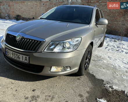 Бежевый Шкода Октавия, объемом двигателя 1.8 л и пробегом 124 тыс. км за 8300 $, фото 29 на Automoto.ua