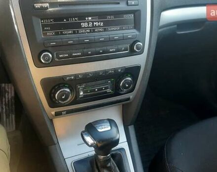 Бежевый Шкода Октавия, объемом двигателя 1.4 л и пробегом 226 тыс. км за 6300 $, фото 3 на Automoto.ua