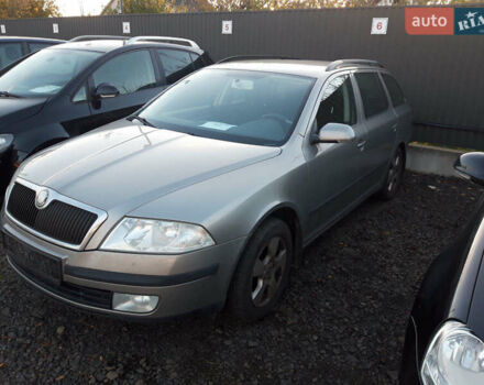 Бежевый Шкода Октавия, объемом двигателя 1.6 л и пробегом 200 тыс. км за 4999 $, фото 7 на Automoto.ua