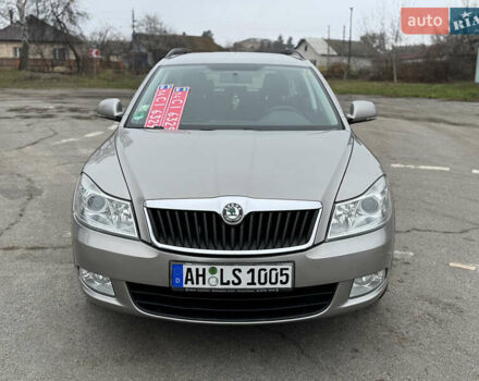 Бежевый Шкода Октавия, объемом двигателя 1.6 л и пробегом 223 тыс. км за 7700 $, фото 4 на Automoto.ua