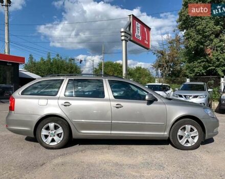 Бежевый Шкода Октавия, объемом двигателя 1.6 л и пробегом 125 тыс. км за 8330 $, фото 3 на Automoto.ua