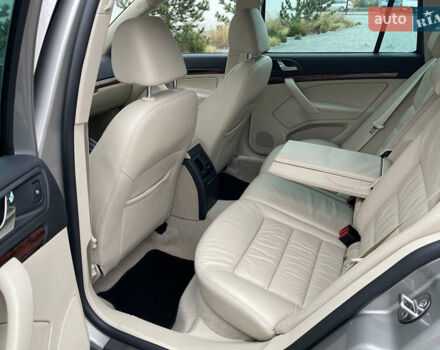 Бежевый Шкода Октавия, объемом двигателя 1.8 л и пробегом 159 тыс. км за 7499 $, фото 22 на Automoto.ua