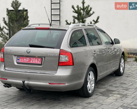 Бежевый Шкода Октавия, объемом двигателя 1.8 л и пробегом 159 тыс. км за 7499 $, фото 6 на Automoto.ua