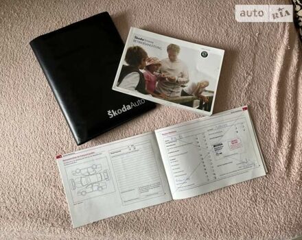 Бежевый Шкода Октавия, объемом двигателя 1.8 л и пробегом 239 тыс. км за 7000 $, фото 49 на Automoto.ua