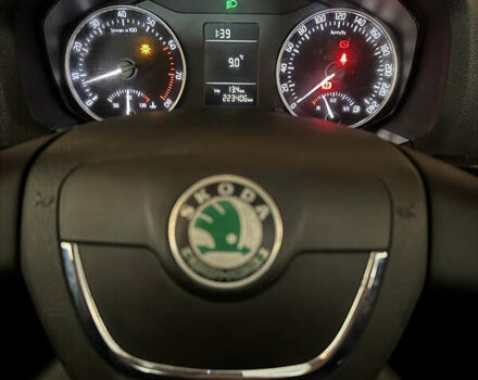 Бежевый Шкода Октавия, объемом двигателя 1.6 л и пробегом 223 тыс. км за 7700 $, фото 56 на Automoto.ua