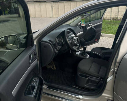 Бежевый Шкода Октавия, объемом двигателя 1.6 л и пробегом 280 тыс. км за 6999 $, фото 7 на Automoto.ua