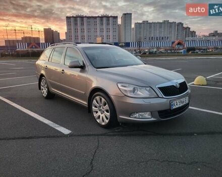 Бежевый Шкода Октавия, объемом двигателя 1.98 л и пробегом 231 тыс. км за 8300 $, фото 5 на Automoto.ua