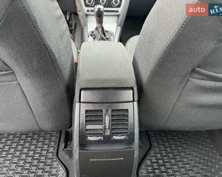 Бежевый Шкода Октавия, объемом двигателя 1.6 л и пробегом 223 тыс. км за 7700 $, фото 29 на Automoto.ua