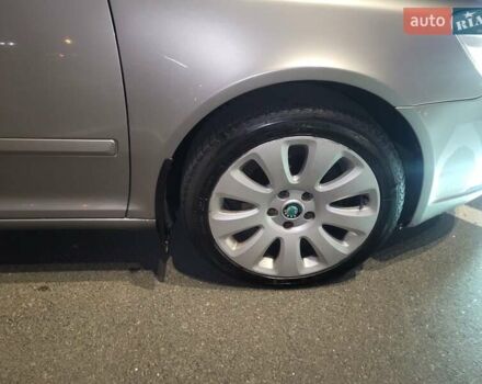 Бежевый Шкода Октавия, объемом двигателя 1.98 л и пробегом 231 тыс. км за 8300 $, фото 98 на Automoto.ua