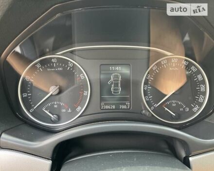 Бежевый Шкода Октавия, объемом двигателя 1.8 л и пробегом 239 тыс. км за 7000 $, фото 16 на Automoto.ua