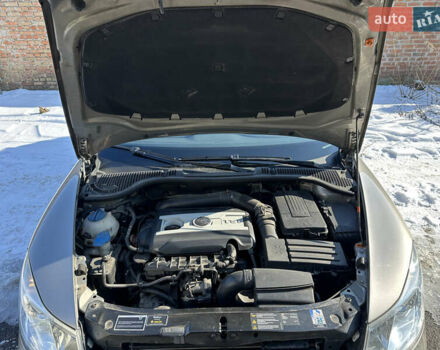 Бежевый Шкода Октавия, объемом двигателя 1.8 л и пробегом 124 тыс. км за 8300 $, фото 48 на Automoto.ua