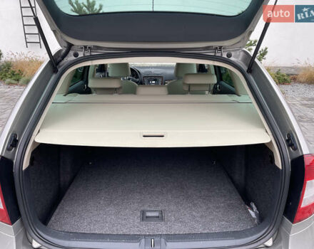 Бежевый Шкода Октавия, объемом двигателя 1.8 л и пробегом 159 тыс. км за 7499 $, фото 25 на Automoto.ua