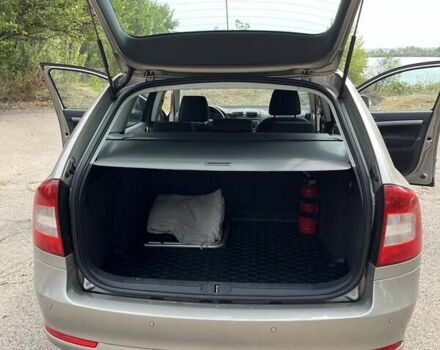 Бежевый Шкода Октавия, объемом двигателя 1.8 л и пробегом 239 тыс. км за 7000 $, фото 35 на Automoto.ua